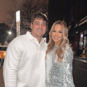 Meet your Posher, Cara